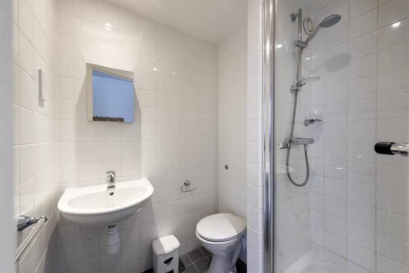 An en-suite in Horton Halls.