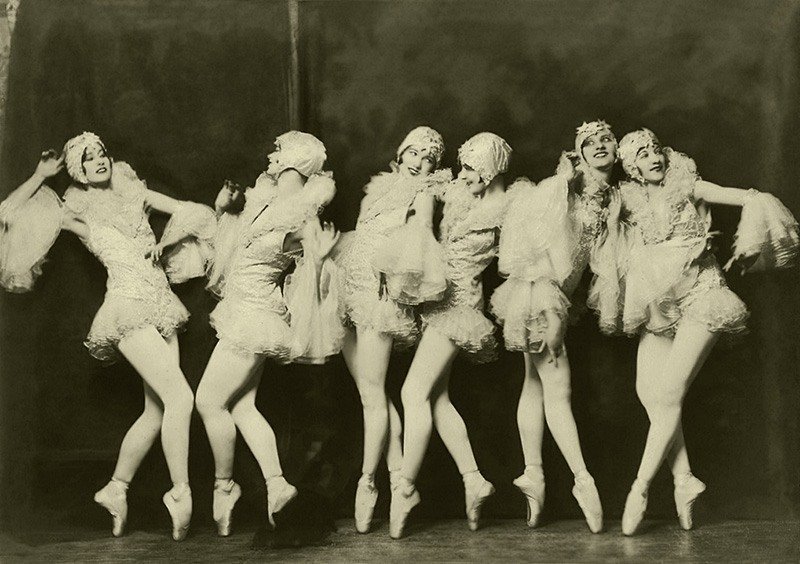 Ziegfeld Follies. Source: All That’s Interesting: ‘Ziegfeld Follies: The Other, Sensational Side of Flappers’, 4 Apr 2015.
