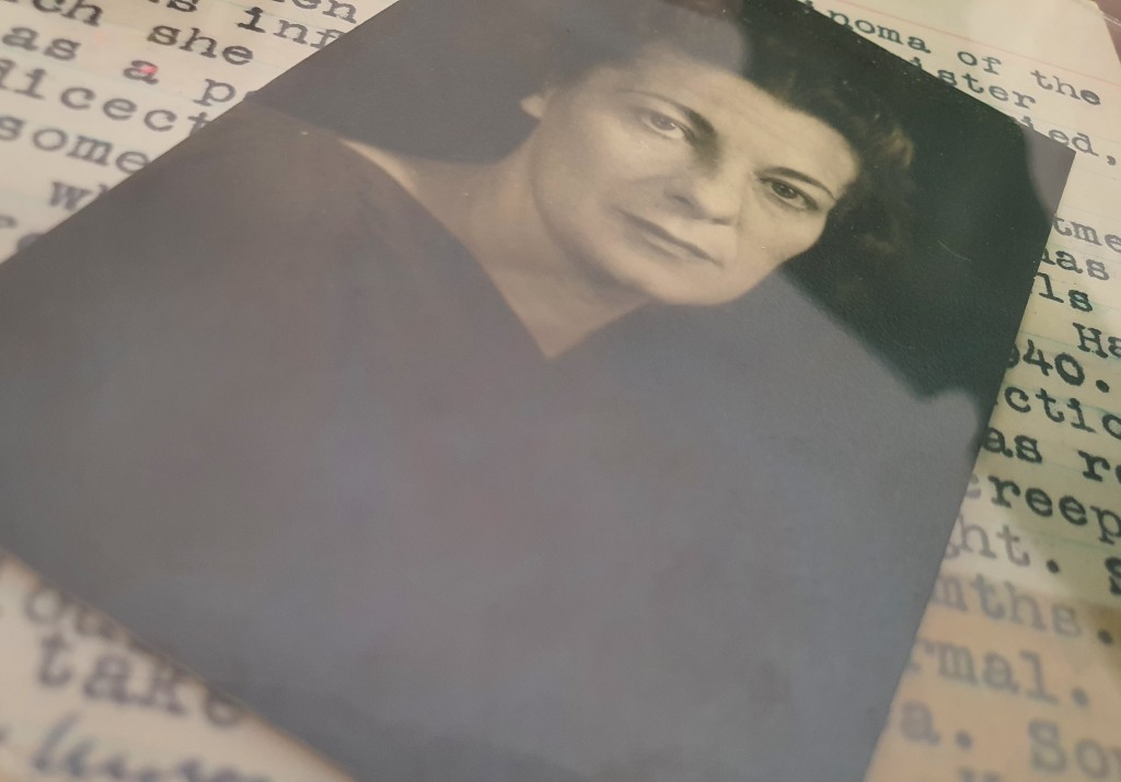 Student photograph of Cohen, Kathryn Hamill, 1945. Student index cards A-C, Archives and Special Collections, St George’s, University of London.
